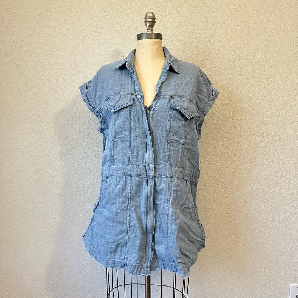 WE THE FREE Just Say When Tunic Top Light Blue Chambray Sleeveless